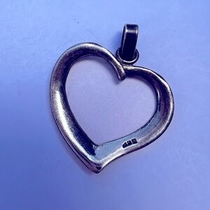 925 Sterling Silver Vintage Mexico Open Heart heavy Pendant 7 grams 1.25
